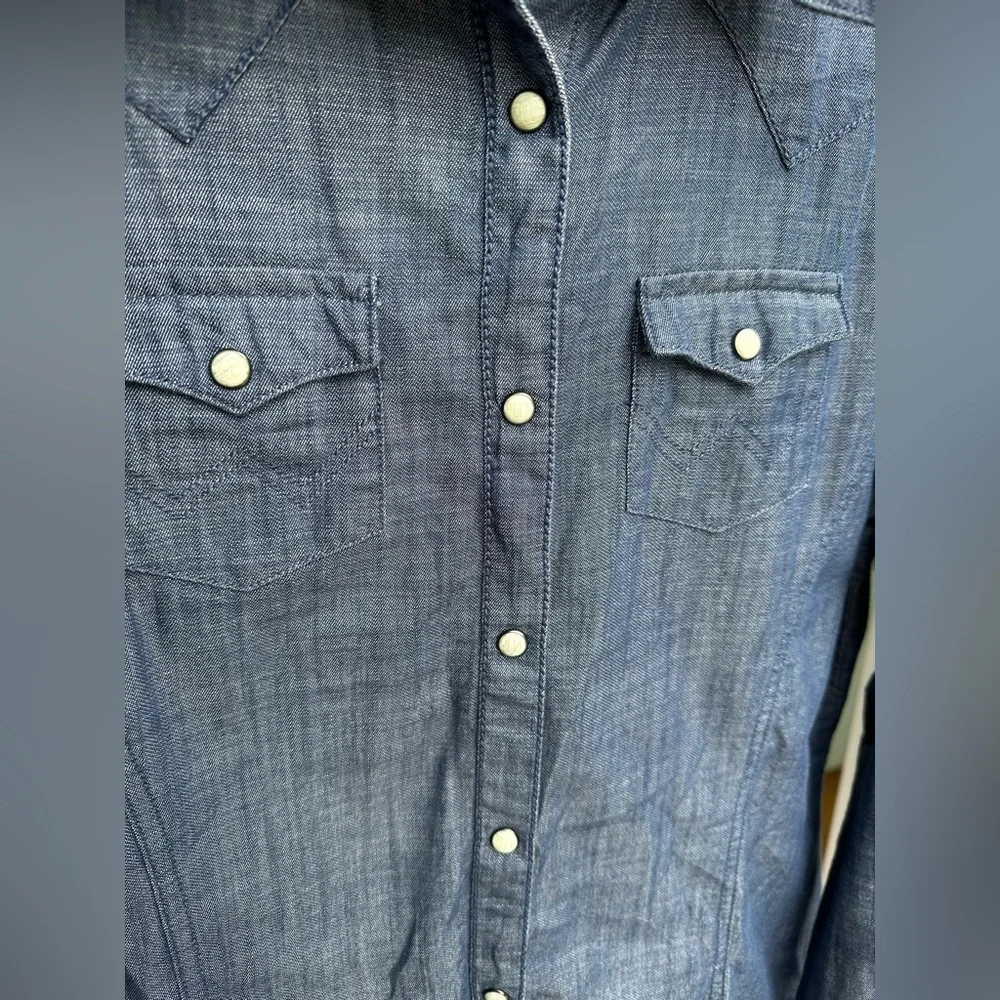 Wrangler Classic Indigo Button-Up Shirt - Picture 4 of 7
